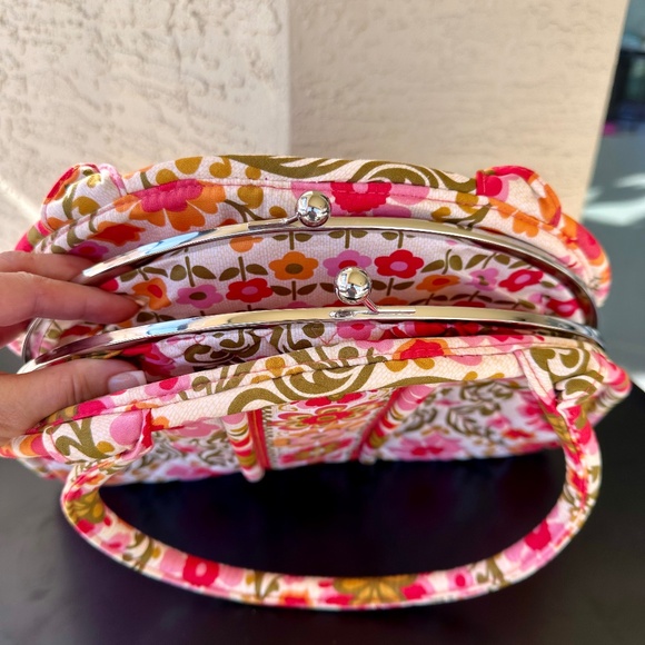 Vera Bradley, Eloise Shoulder Bag - Picture 3 of 11